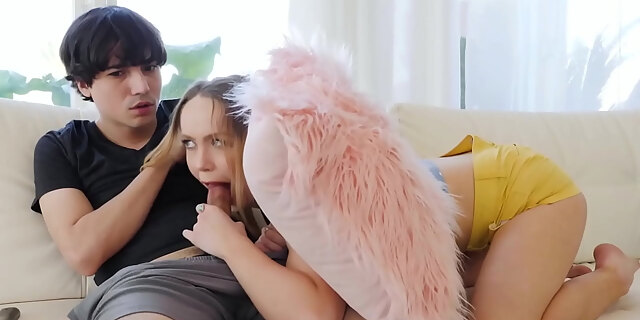 blonde,blowjob,doggystyle,familystrokes,huge dick,pornstar,pussy,shower,small tits,spanish,teen