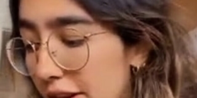 amateur,blonde,softcore,solo,webcam